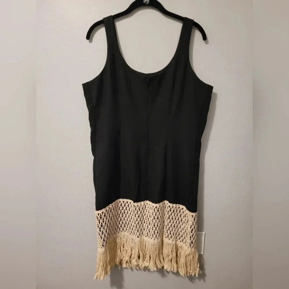 Vintage LANG ORIGINALS black cream crochet fringed sleeveless dress, size 10 - Picture 6 of 6